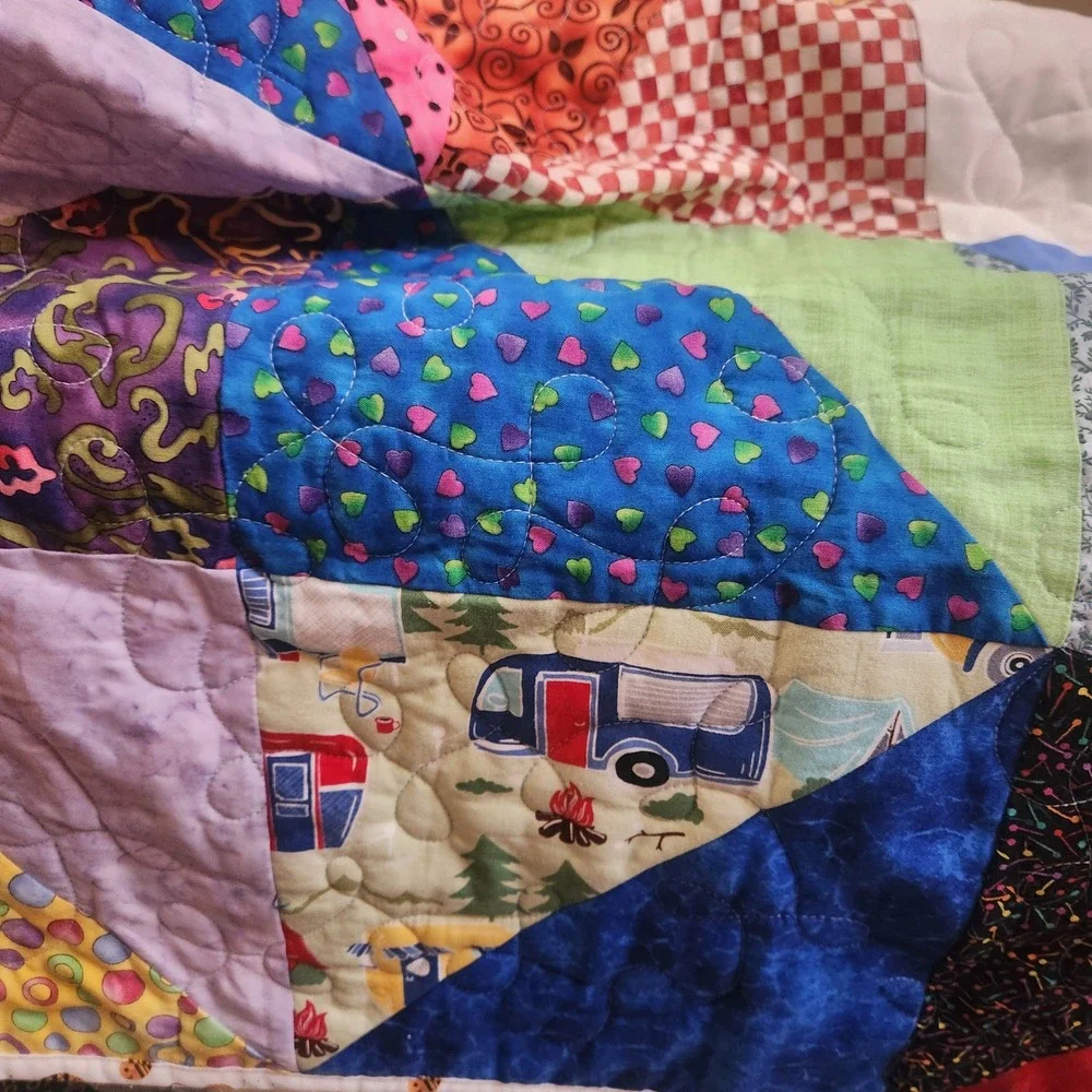 Handmade Patchwork Baby Quilt 41x55 Bee Print Cotton Reversible Nursery Decor